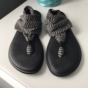 Sanuk Yoga Mat Sling Sandals size 10